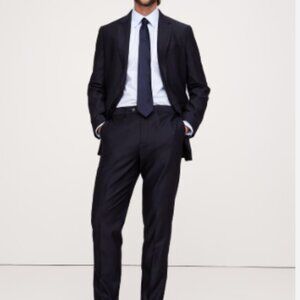 Men's Designer Suit: Banana Republic Modern Fit 42R, 34x32